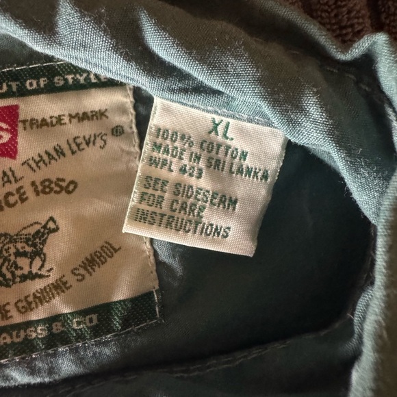 Vintage Levi’s white tab green long sleeve shirt Size XL 100% cotton - Picture 11 of 15